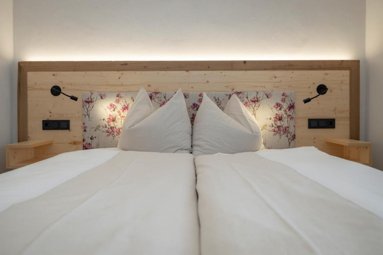 Hotel Winkler-Tuschnig Вайсензее Екстериор снимка