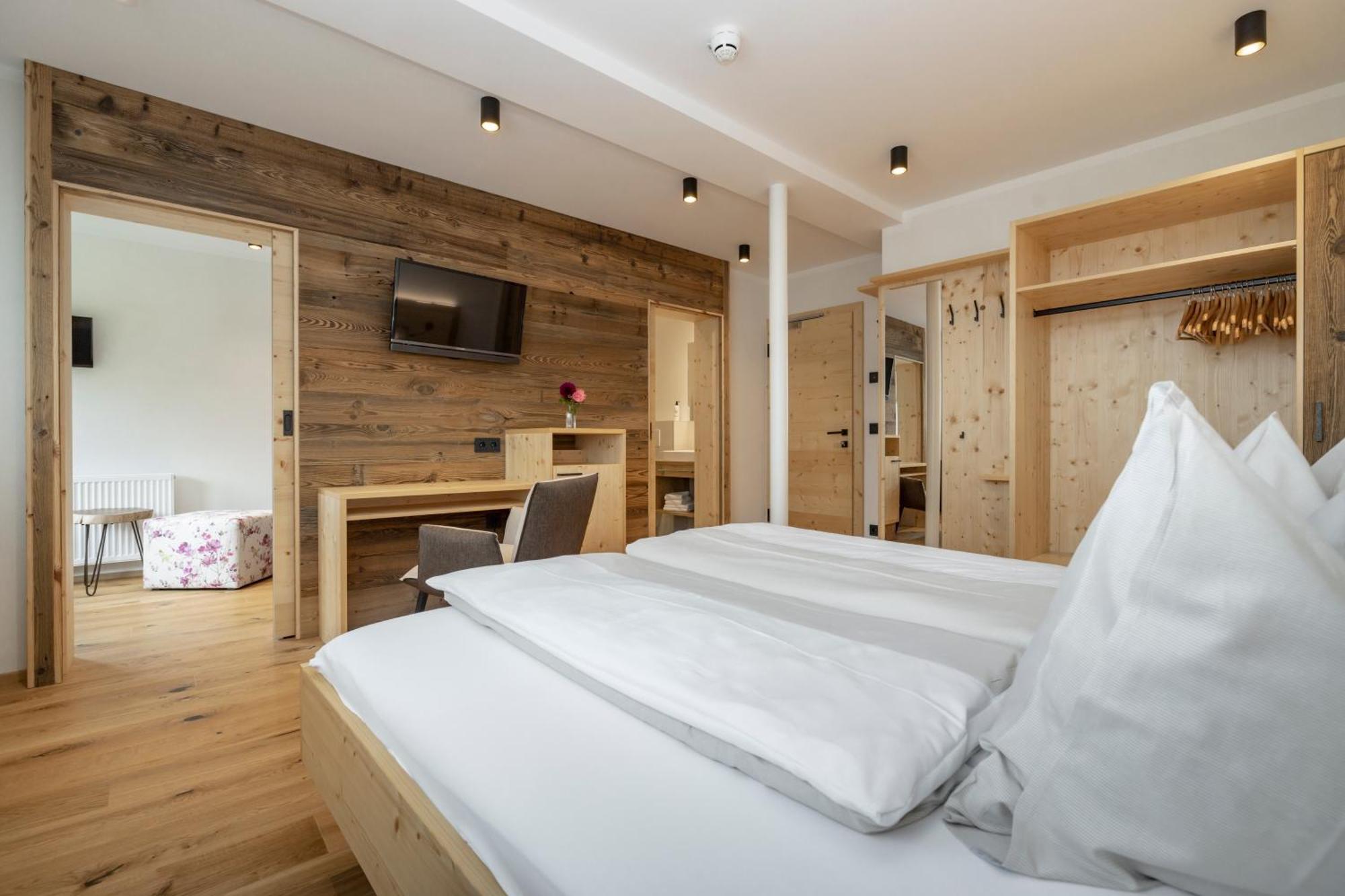 Hotel Winkler-Tuschnig Вайсензее Екстериор снимка